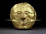 Historisches @ Historiker-News.de | Foto: Gold mask with nose ornament Colombia 600-1500 AD.