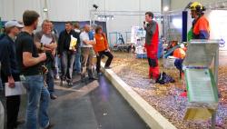 Foto: Groes Interesse an den Vorfhrungen auf KWF-Eventflche. |  Landwirtschaft News & Agrarwirtschaft News @ Agrar-Center.de