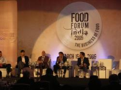 Nahrungsmittel & Ernhrung @ Lebensmittel-Page.de | Foto: Diskussionsrunde auf dem Food Forum India 2009.