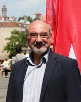 Deutsche-Politik-News.de | Foto: Prof. (Univ. Lima) Dr. Peter Bauer, Frankensprecher der FREIEN WHLER