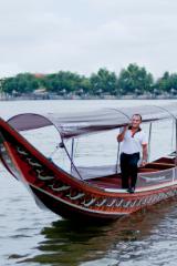 Thailand-News-247.de - Thailand Infos & Thailand Tipps | Foto: Klong Guru with Longtail Boat