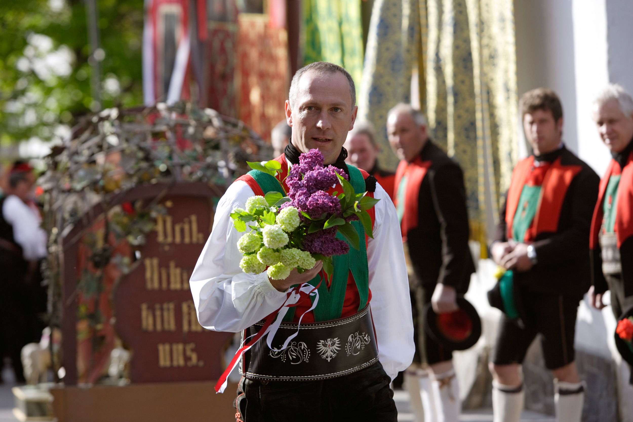 Tickets / Konzertkarten / Eintrittskarten | Trachtenumzug beim Herbstfest in Schenna